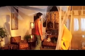 Mausam Pyara Bheega  /  Dushman Zamana 1992 /Kumar Sanu , Alka Yagnik,Divya Bharti