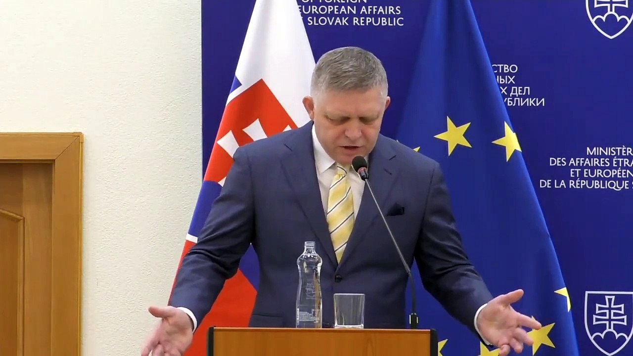 ZÁZNAM: Premiér: Práca veľvyslancov na Slovensku je v aktuálne živom svete nenahraditeľná