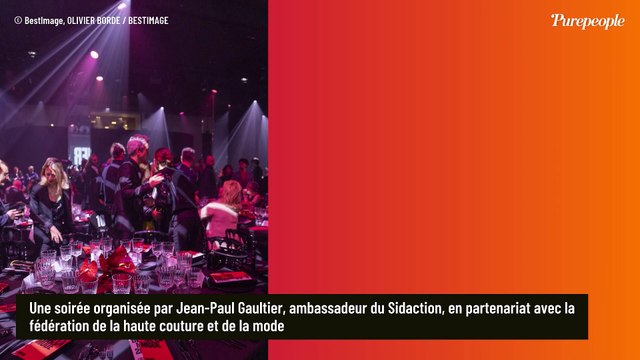 Noir c'est noir... Laura Smet a misé sur l'élégance, la fille de Johnny Hallyday dégaine un tailleur parfait pour sa silhouette