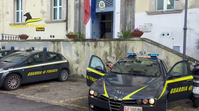 Spaccio di droga a giovani e vicino scuola: arrestato pusher nella Penisola Sorrentina (31.01.25)