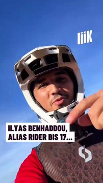 Ilyas Benhaddou, le biker de la Casbah d’Alger ! Spécialiste des descentes de rues, il partage sa passion sur les réseaux et avec ses amis bikers.