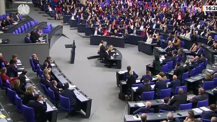 El Parlamento alemán rechaza la reforma migratoria promovida por la CDU