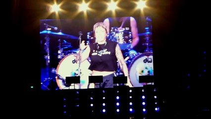 Foo Fighters - Big Balls
