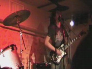 Twinsisters-don't eat my thumbs