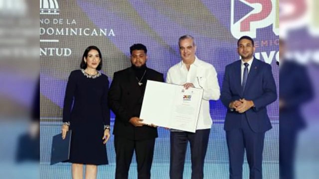 Premio Nacional de la Juventud 2025: jóvenes reciben reconocimiento