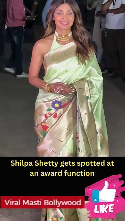 Shilpa Shetty gets spotted at an award function