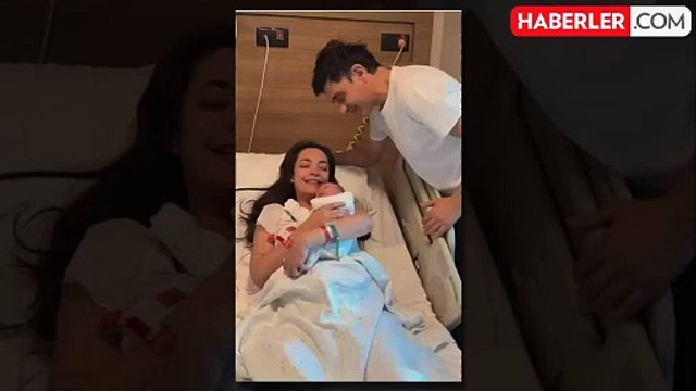 Cansel Elçin ile Zeynep Tuğçe Bayat, oğulları Atlas'a kavuştu