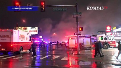 Detik-Detik Pesawat Jatuh dan Meledak di Persimpangan Jalan Philadelphia AS