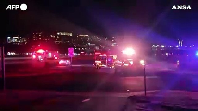 Incidente aereo a Washington, squadre di soccorso in azione