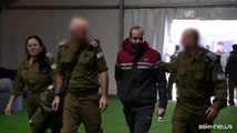 L'ostaggio israeliano Yarden Bibas incontra familiari dopo il rilascio