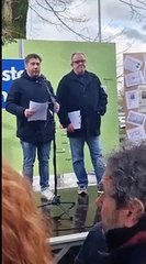 La manifestazione dei pendolari della Faentina. Il sindaco di Marradi Triberti: non vogliamo rassegnarci ai disagi