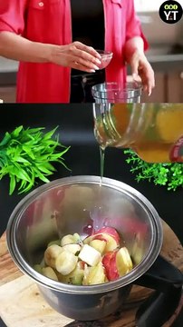 Madhuri Dixit's Favourite Healthy Fruit Smoothie Recipe Summer Drink 🥝🍎 #shorts #smoothie