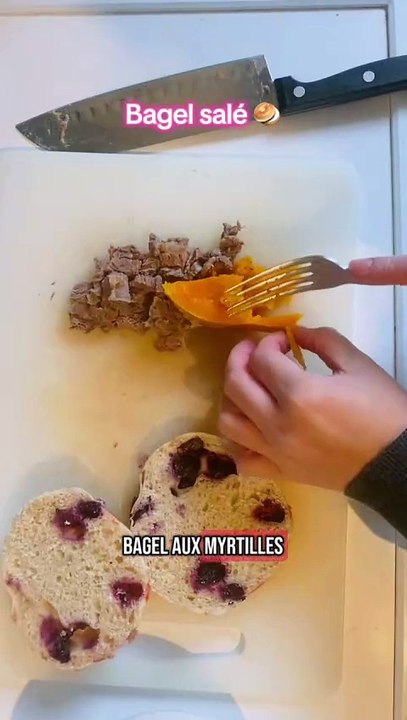 Recette de fond de frigo avec un beau bagel au levain. Je l’avais congelé, une fois réchauffé, il est parfait ! #bagel #sourdoughbagel #recette