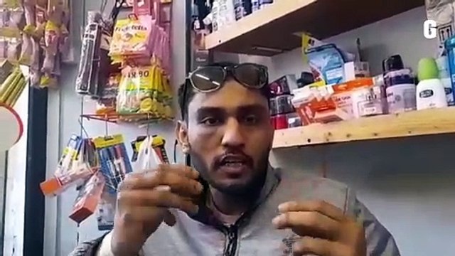 Il negoziante rapinato: Ho chiesto di pagarmi, mi hanno dato due pugni in faccia