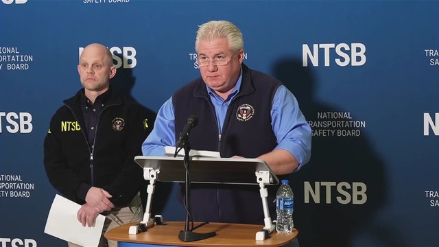 Data shows helicopter in DC air crash may have been too high - NTSB
