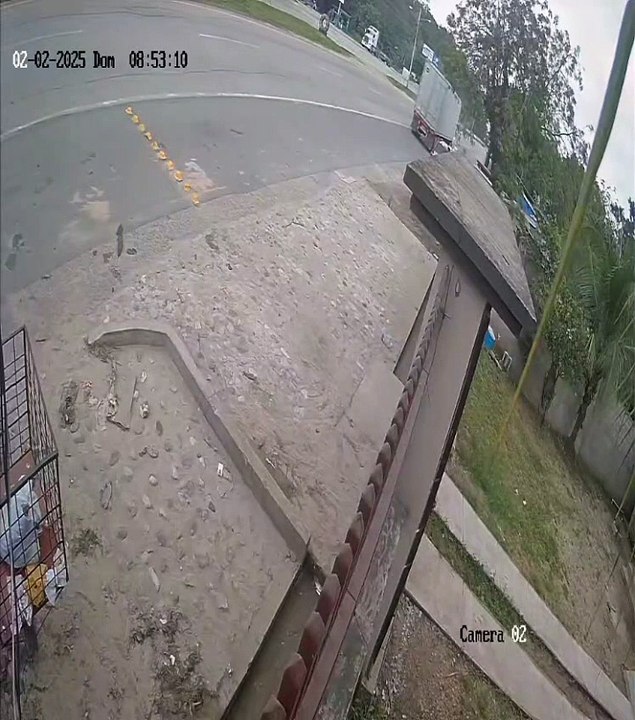 Video capta rastras colisionando en Puerto Cortés