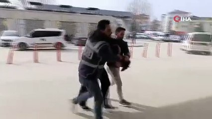 Bursa’da genci alıkoyarak annesinden para isteyen 3 şüpheli yakalandı