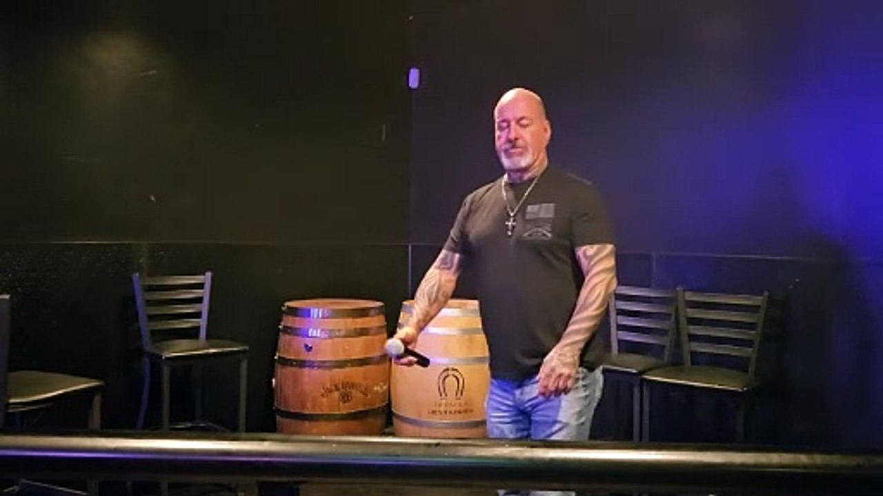 AVENGED SEVENFOLD - BEAST AND THE HARLOT (PERFORMED LIVE AT THE WESTERNER)