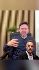 Conor Moore imita vozes