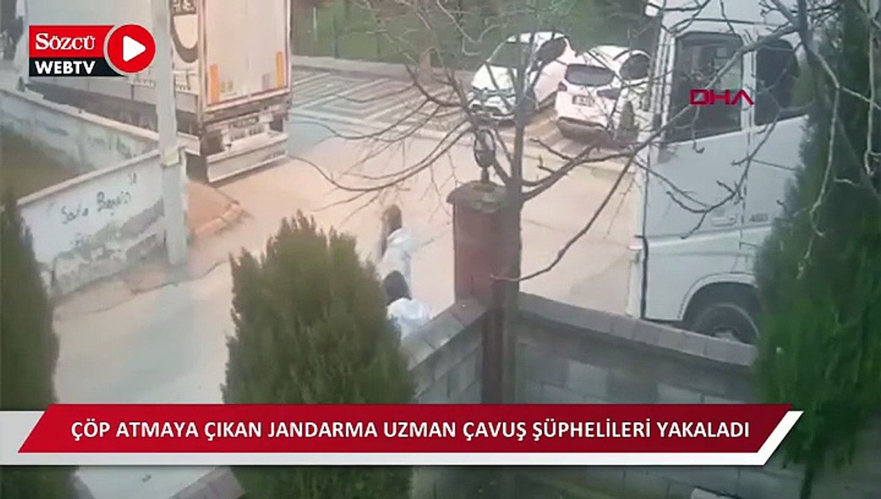 Kızlara kurusıkı tabancayla ateş açan 2 şüpheliyi; çöp atmaya çıkan Uzman Çavuş yakaladı