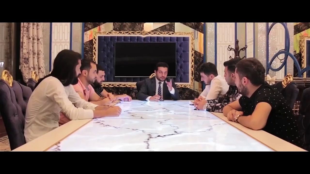 Elnar Xelilov - Sevdiyimle Evlenirem (Official Music Video) 2022