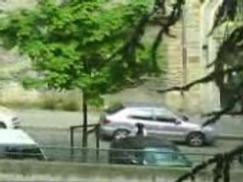 La femme a régis fais du roller : nouvelle technique !!!!!