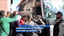 Erstmals seit neun Monaten: Lastwagen mit Hilfsgütern warten vor Rafah