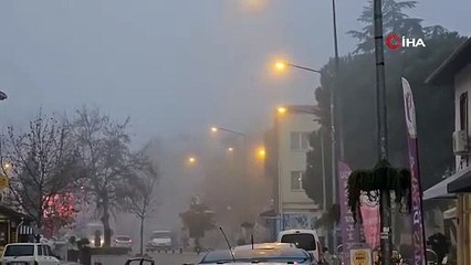 Sındırgı’da Yoğun Sis Alarmı! Görüş Mesafesi 2 Metreye Kadar Düştü