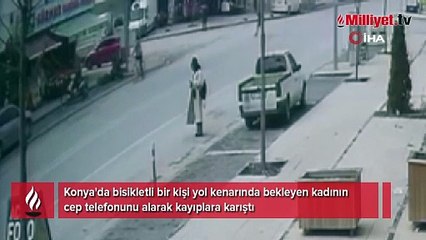 Yol kenarında bekleyen kadına kabusu yaşattı! 'İzlediğim filmden etkilendim'