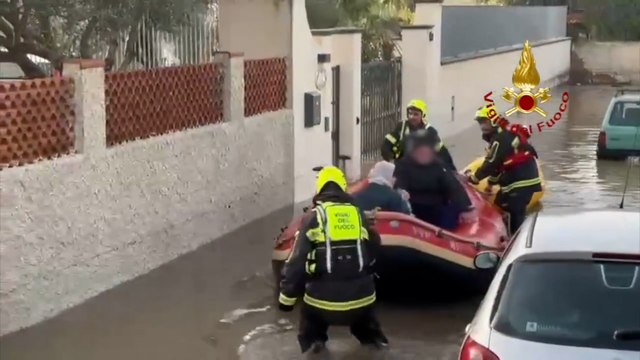 En Sicile, des pluies diluviennes ont provoqué de fortes inondations dans la région de Messine