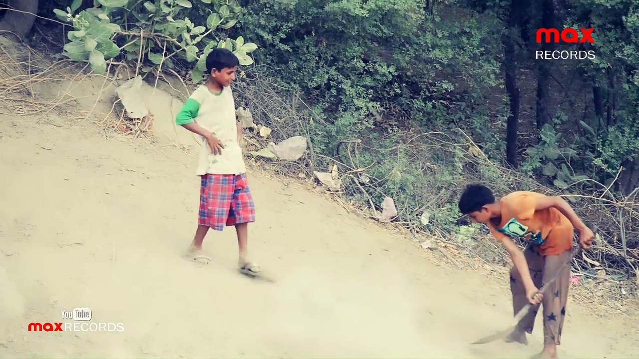Children Putting Mud in Donkey Cart 🐴 Loading Cart - Child Labour in Pakistan - Rural Life Video | Larkana Sindh Pakistan max RECORDS Follow