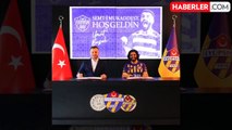 Süper Lig devinin gece yol verdiği futbolcuyu Arda Turan hemen kaptı