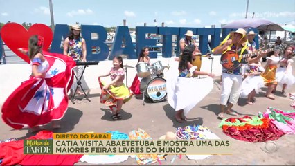Catia Fonseca conhece o carimbó paraense e cai na dança | Melhor da Tarde