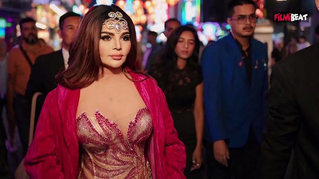 Rakhi Sawant का Baba Ramdev पर फूटा गुस्सा, Mamta Kulkarni के Support में बोलीं 'माफी मांगो...'