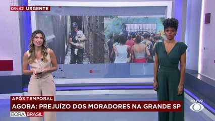 Muro de casa desaba durante chuva forte em São Paulo