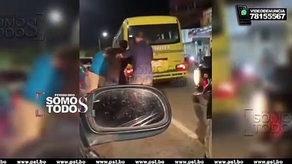 ¿DESCONTROL EN LAS CALLES? RIÑA ENTRE CONDUCTORES DE MICROS