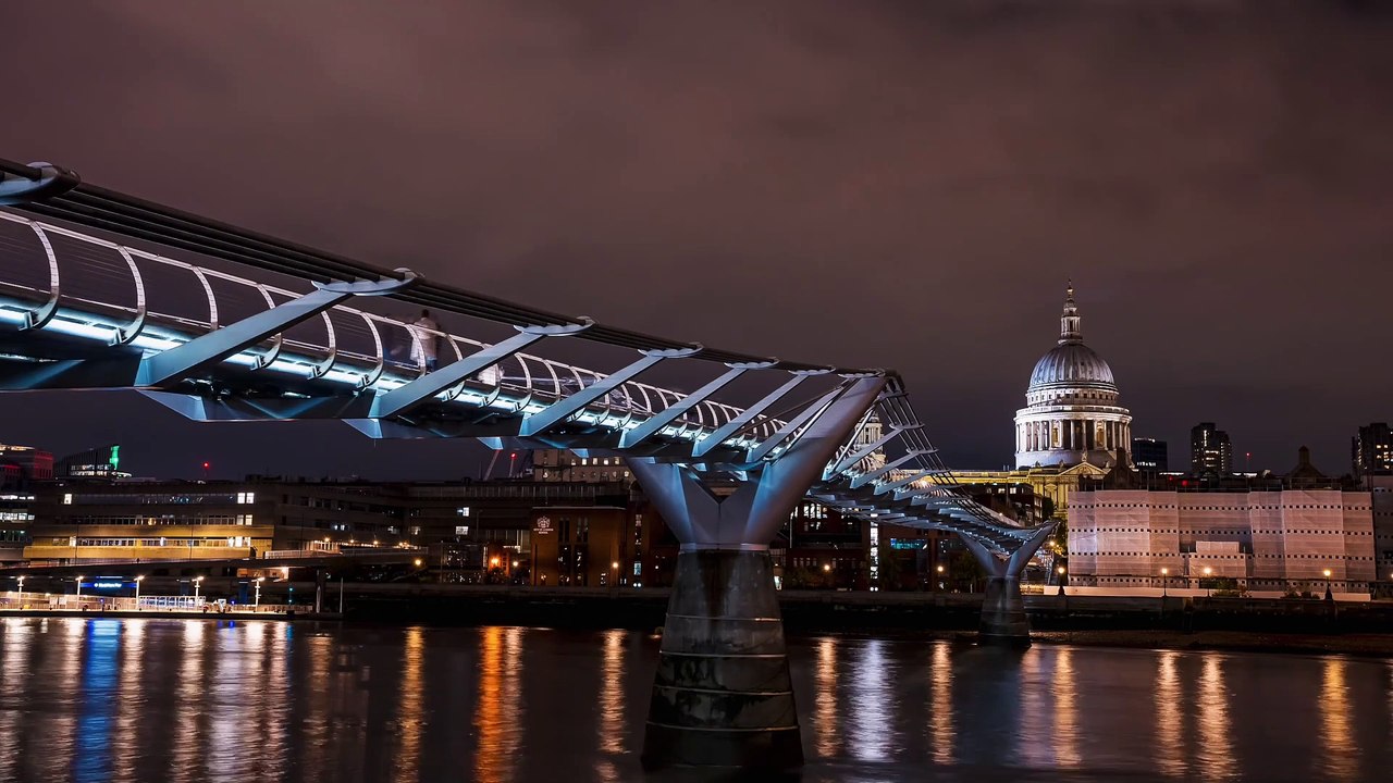 Look Around London - Millenium Bridge