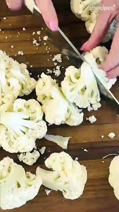 How to Make Parmesan-Crusted Smashed Cauliflower