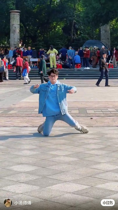 Camera_xhs_1738478447006