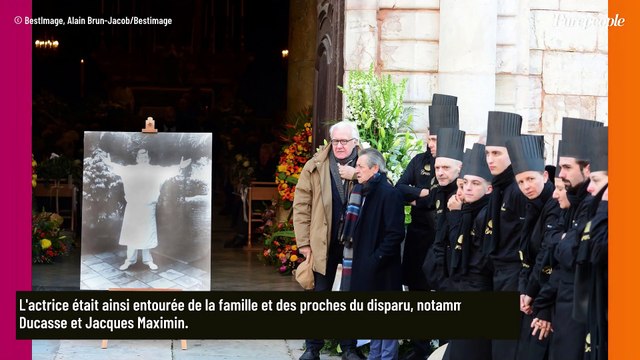 Recueillement après le départ d'un grand chef : Véronique Jannot présente pour la famille, l'épouse dans ses bras