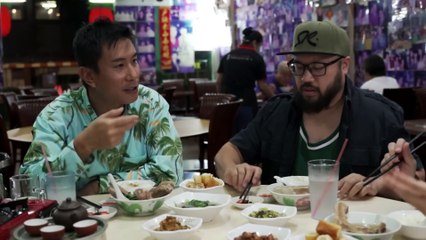 Bak Kut Teh_ A Singaporean Or Malaysian Creation_ _ On The Red Dot_ Food Fight - Part 2_4