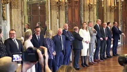Separatista Bart de Wever toma posse como primeiro-ministro da Bélgica