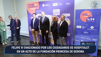 Felipe VI ovacionado por los ciudadanos de Hospitalet en un acto de la Fundación Princesa de Gerona