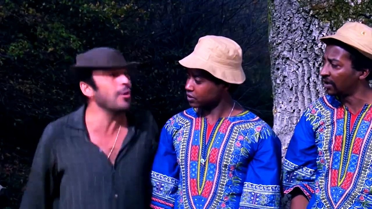 Turist Ömer Yamyamlar Arasında