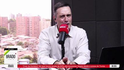 FAMÍLIA BOLSONARO USA VÍDEO DE OLAVO DE CARVALHO FORA DE CONTEXTO PARA DEFENDER O INDEFENSÁVEL