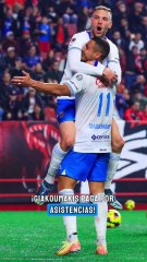 ¡Giakoumakis recompensa a sus compañeros por asistencias!