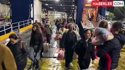 Deprem fırtınasından kaçış! Tahliyeler için ek uçak seferleri kondu