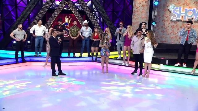 Nahara llora al ver que Robertita le bajó el novio