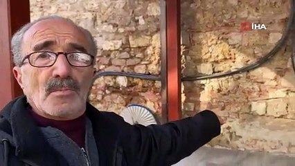 Bursa\'da 700 yıllık tarihi yapı dökülmeye başladı!