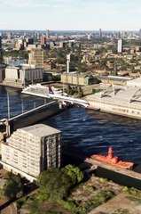 Best landing Boeing 777 at London City International Airport